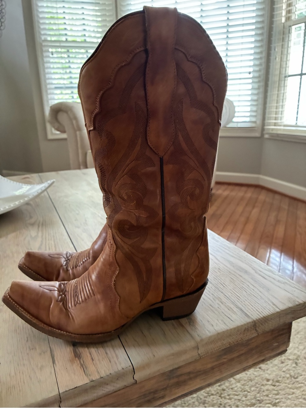 Women's Tan Cowboy Boots